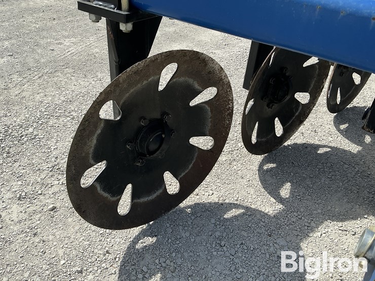 2015-blu-jet-trench-master-tile-line-filler-image-13