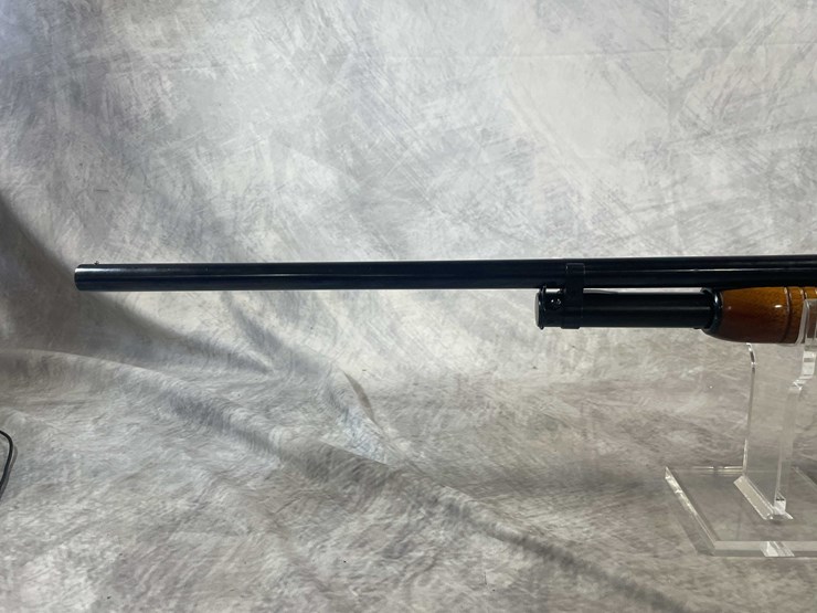 #4123-•-winchester-model-12,-12-ga.-pump-action-shotgun,-sn:-1213817,-(neenah,-wi)-image-6