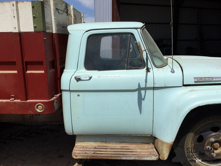 1961-ford-f600-image-10