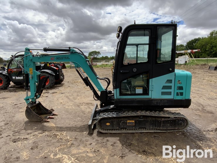 2023-agt-nt45-mini-excavator-image-8