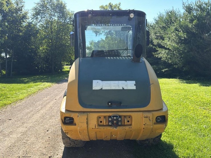 2016-john-deere-64-image-4