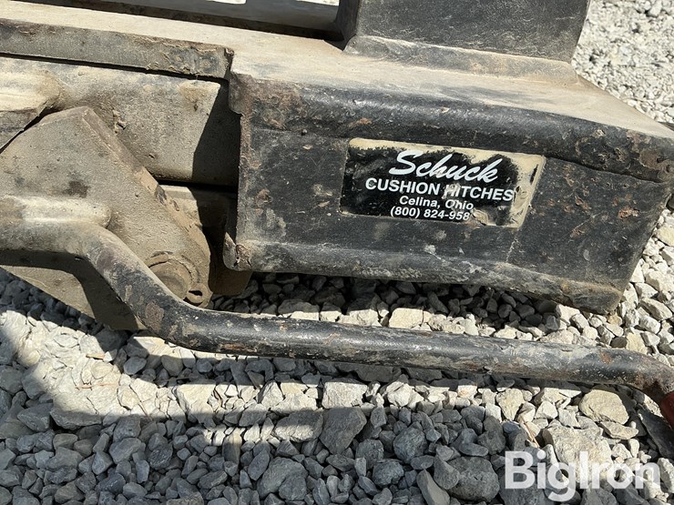schuck-750-rt-r-2"-cushion-hitch-image-9