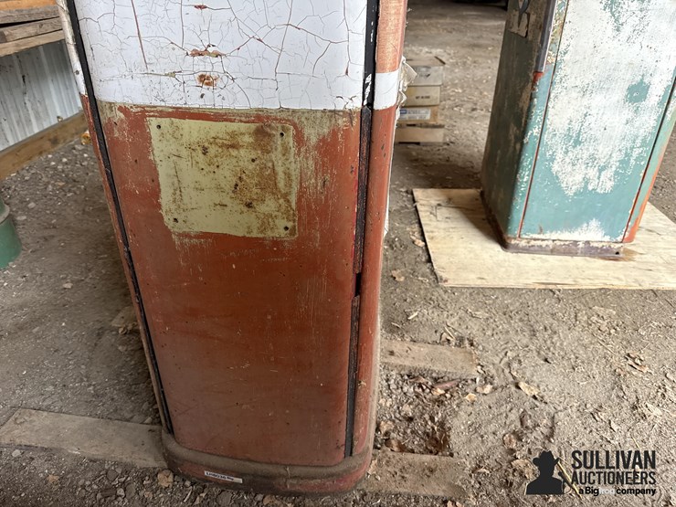 wayne-pump-co-80-fuel-pump-image-17