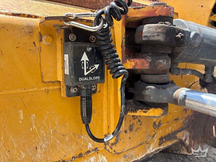 2018-deere-650k-image-13