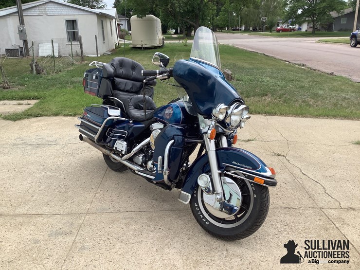 1992-harley-davidson-ultra-classic-electra-glide-motorcycle-image-3