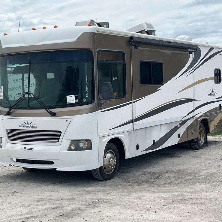 2009 Gulf Stream Independence Class aMotorhome