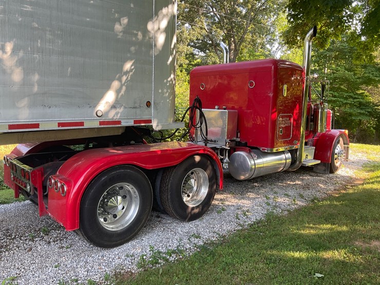 1998-peterbilt-379-image-3