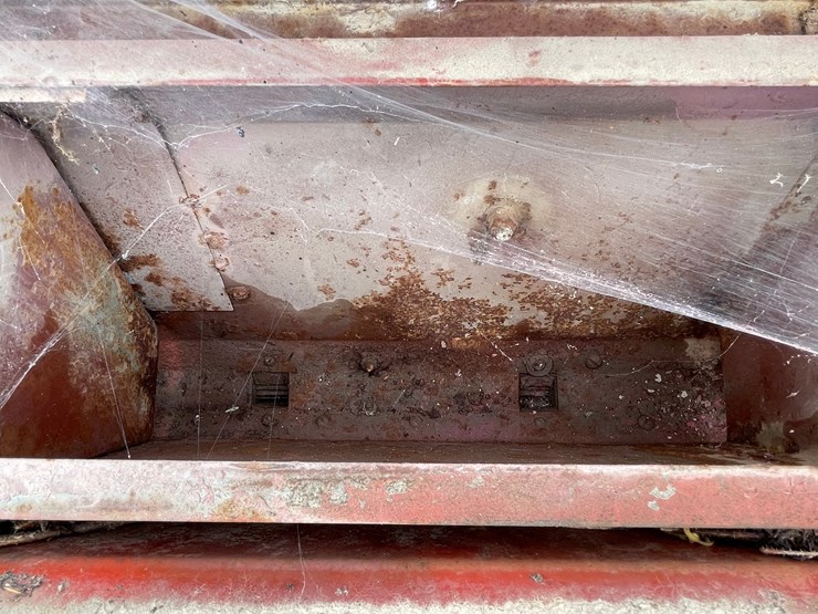 #4914-•-brillion-3-point-seeder-image-19