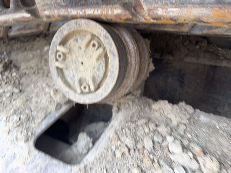 2014-caterpillar-336e-image-32