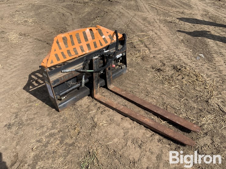 2023-wolverine-pfa-11-3300g-hydraulic-fork-attachment-image-3