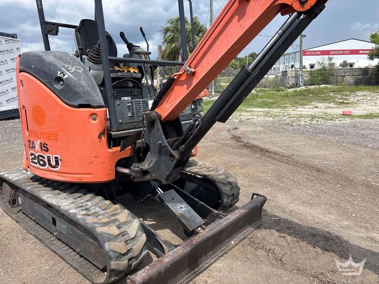 hitachi-zx26u-5n-mini-excavator-image-30