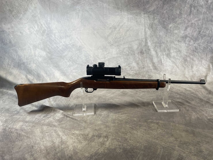 #1275-•-ruger-10/22,-,-22-lr-semi-auto-rifle,-sn:-124-74269,-(neenah,-wi)-image-1
