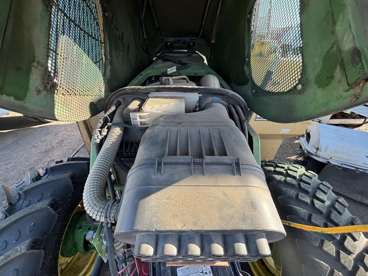john-deere-6420-image-44