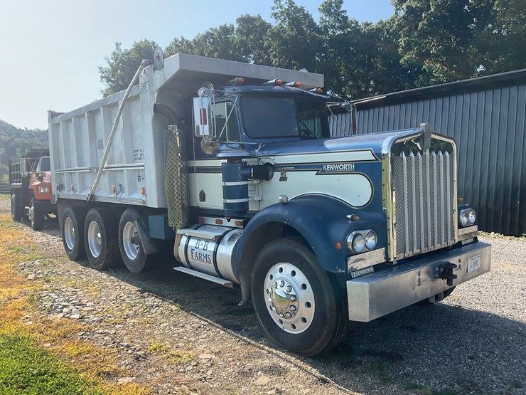 kenworth-w900a-image-3