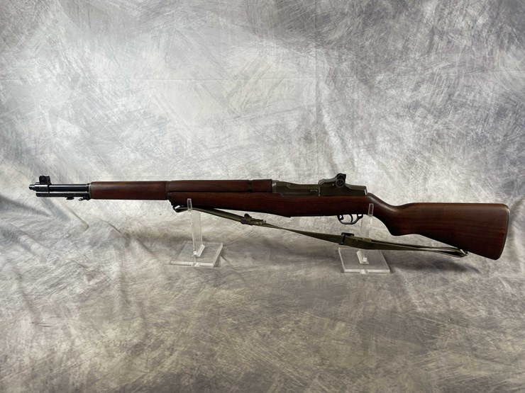 #1282-•-h-&-r-usacm1,-30-cal-semi-auto-rifle,-sn:-5693101,-(neenah,-wi)-image-2