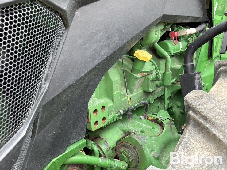 2023-john-deere-8r-280-image-15