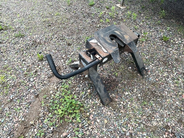#4932-•-husky-15k-camper-5th-wheel-hitch-image-3