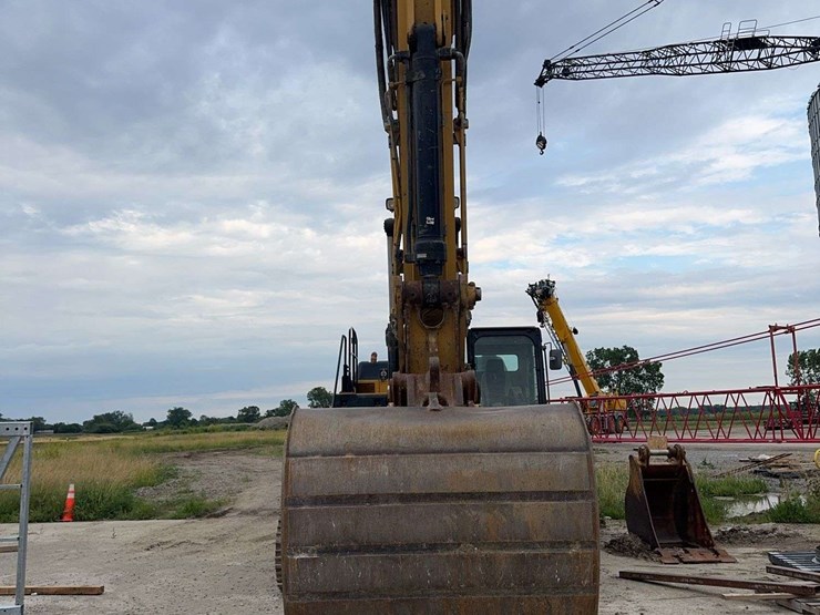 2014-caterpillar-336e-image-56