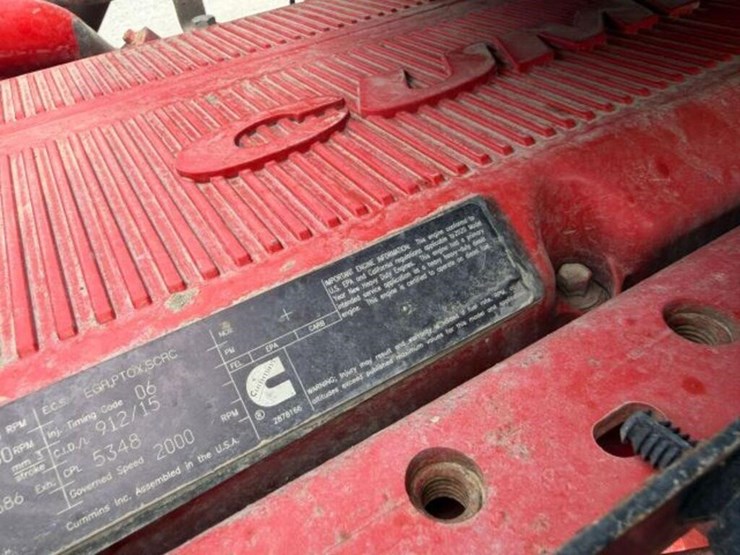 2021-kenworth-t880-image-45