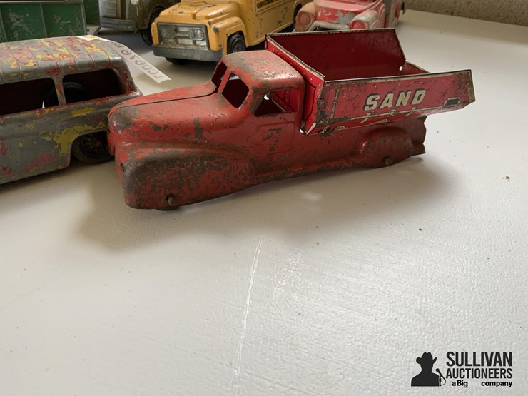 hubley-kiddie-toy-trucks-and-toys-image-6