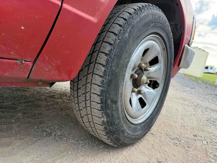 1986-nissan-d21-image-7