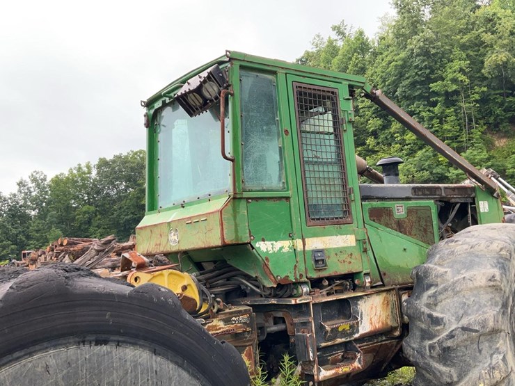 2008-deere-748g-iii-image-44