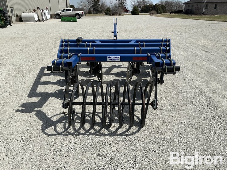 2015-blu-jet-trench-master-tile-line-filler-image-6