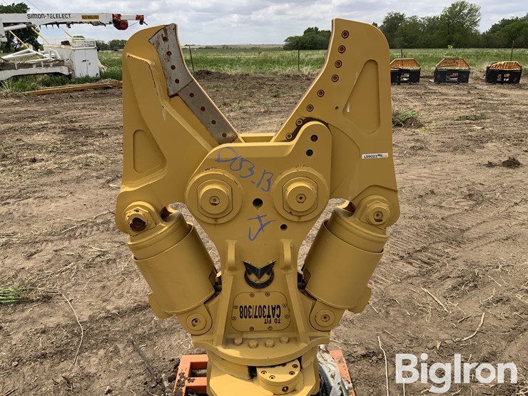 2023-caterpillar-307-image-20