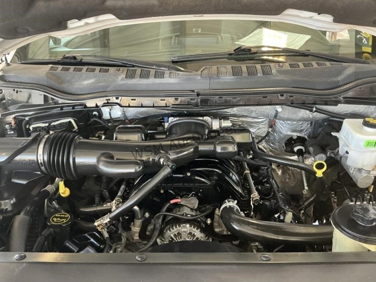 2017-ford-f450-image-14