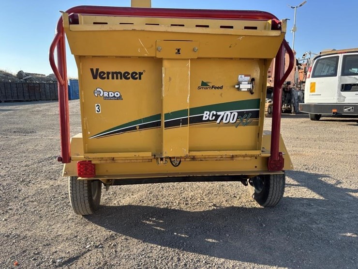 2019-vermeer-bc700xl-image-11