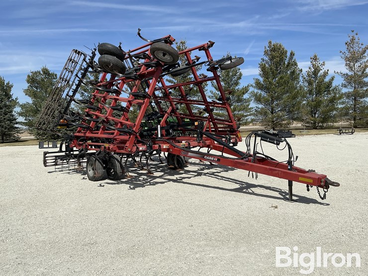 case-ih-200-image-3