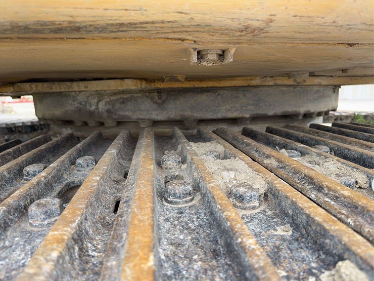 2014-caterpillar-336e-image-28