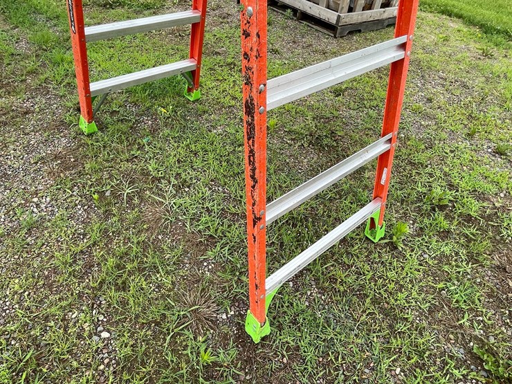 #4925-•-louisville-cross-x-step-10'-fiberglass-step-ladder-image-8