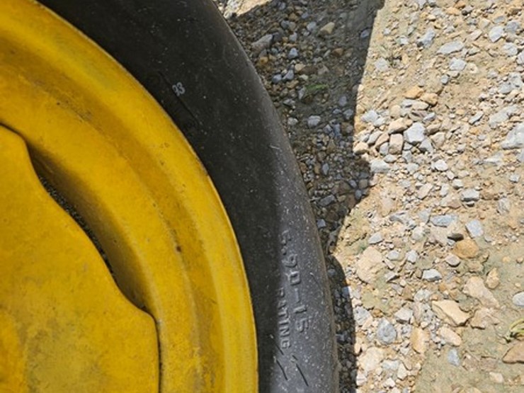 john-deere-24t-image-27