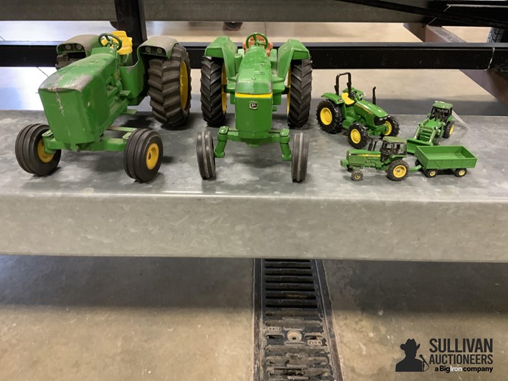 john-deere-toy-tractors-image-9