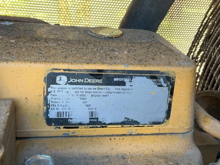 2004-deere-700h-lgp-image-10