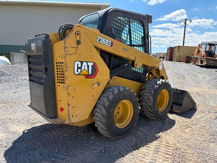 caterpillar-236d3-image-4