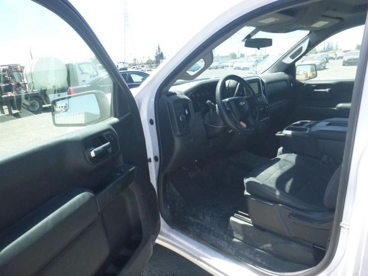 2019-chevrolet-1500-image-5