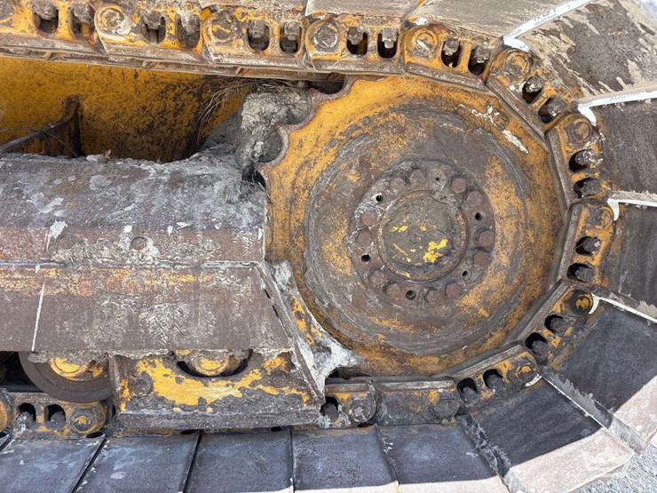 2018-deere-650k-image-34