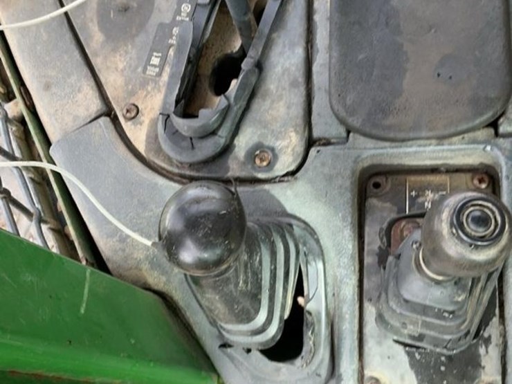 2007-deere-540g-iii-image-20