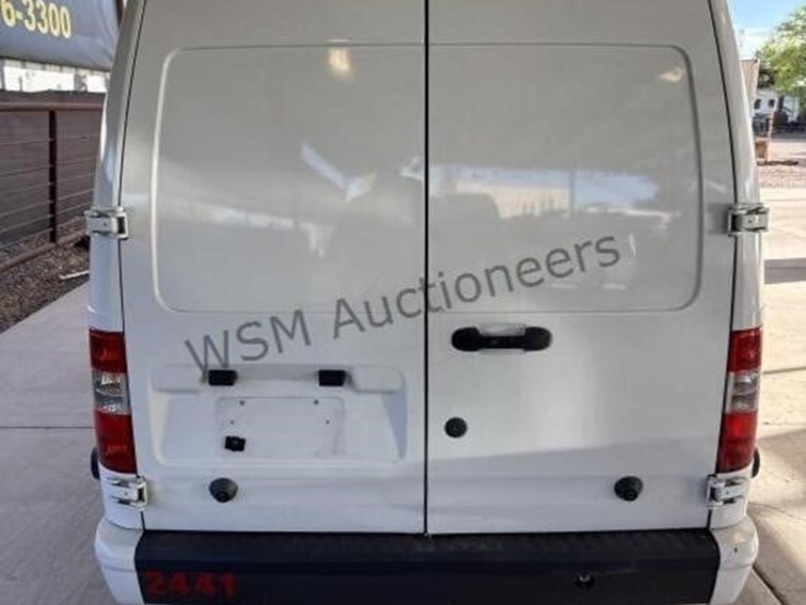 2012-ford-transit-connect-image-7