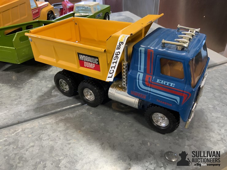 ertl-transtar-dump-truck-image-3