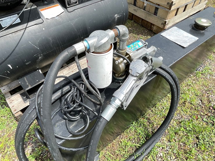 #4918-•-pickup-bed-fuel-tank-with-pump-image-7