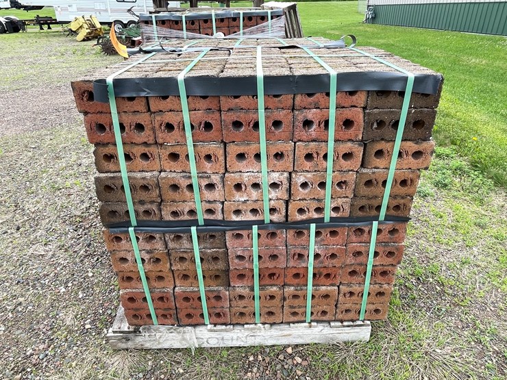 #4959-•-pallet-of-bricks-image-4