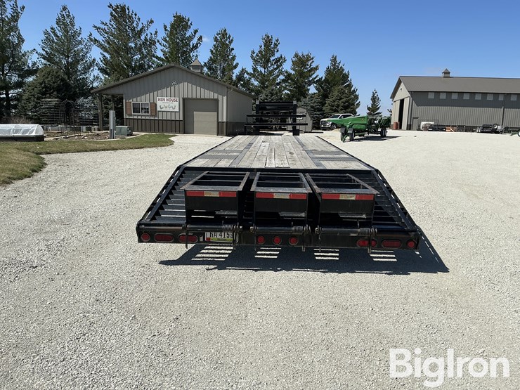 2010-delco-gooseneck-flatbed-trailer-image-6