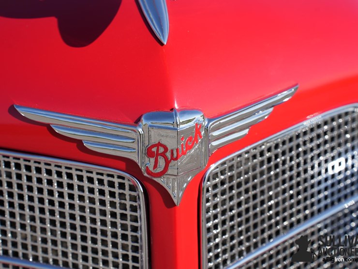 run-#84---1934-buick-50-roadster-image-14