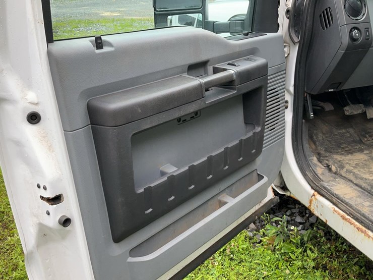 2015-ford-f250-image-16