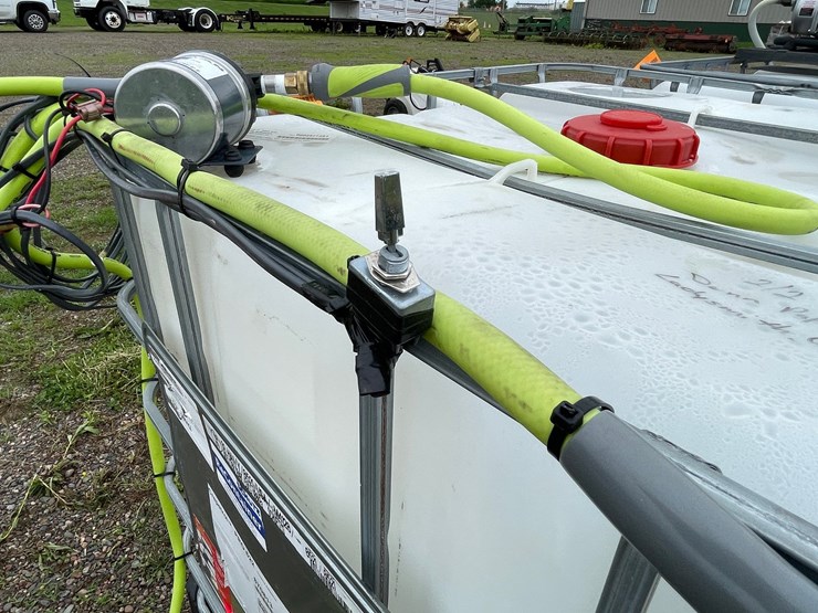 #4927-•-264-gallon-poly-tank-with-12v-electric-pump-image-6