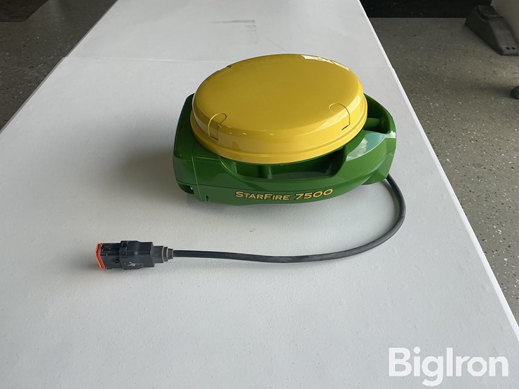 2024-john-deere-7500-image-4
