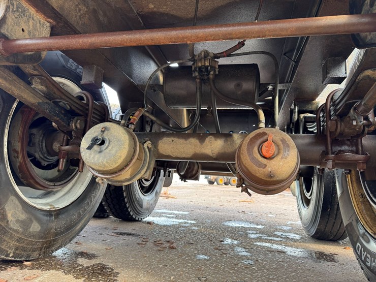 #164-•-2007-savannah-machine-shop-&-loader-co.-tandem-axle-log-trailer-image-11